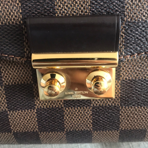 Louis Vuitton - Picture 3 of 5